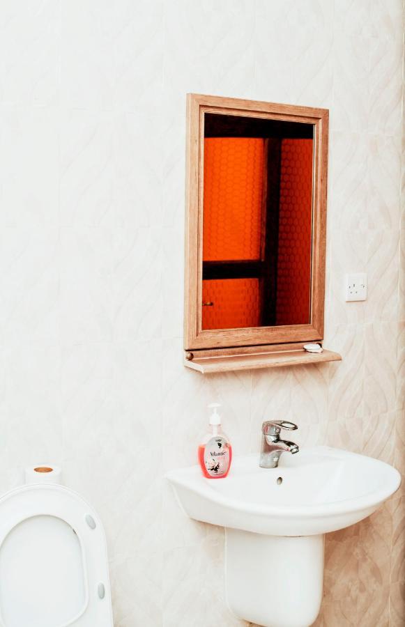 Plumeria Motel - Stone Town Zanzibar ภายนอก รูปภาพ