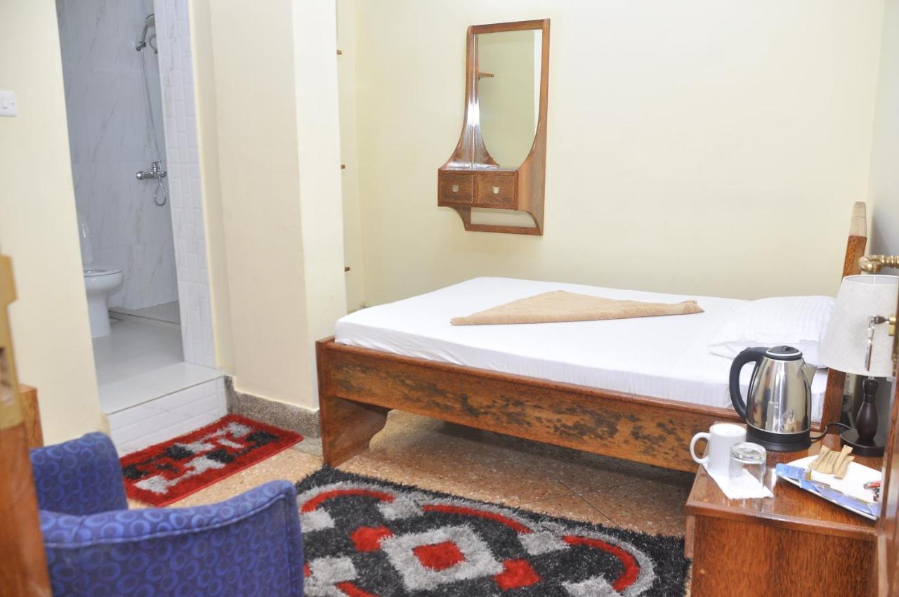 Plumeria Motel - Stone Town Zanzibar ภายนอก รูปภาพ